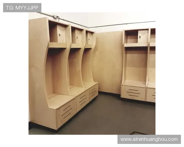 优化球队更衣室更衣柜设计全面提升安全储物空间利用效率与便捷性