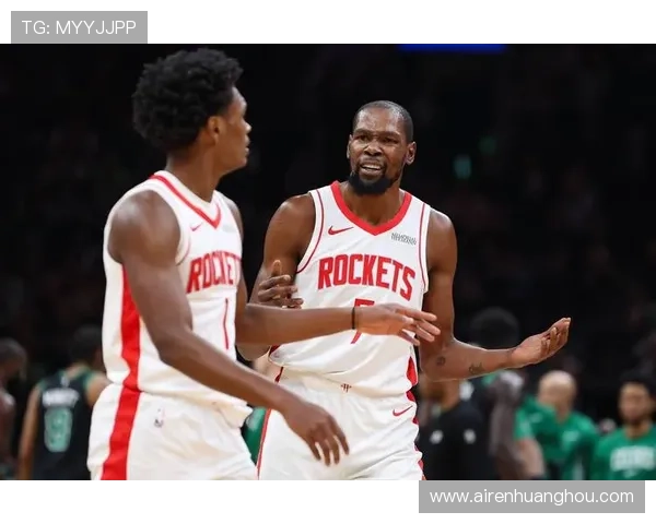 杜兰特谈大个阵容优势上赛季表现令人满意